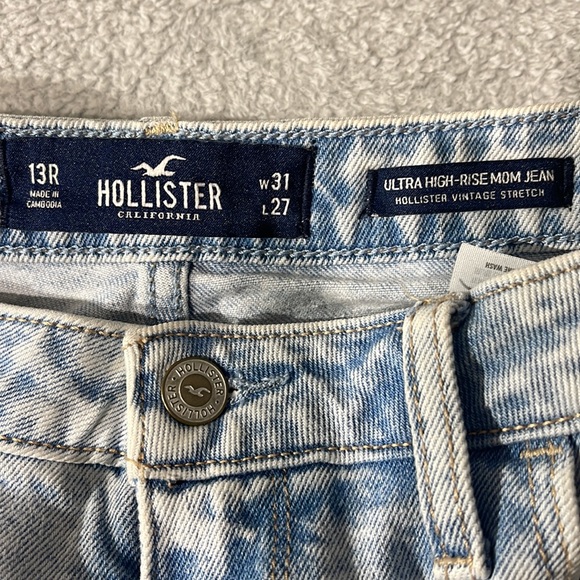 Hollister Jeans - Picture 2 of 4